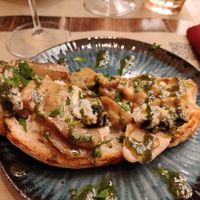 Bruschettone con gorgonzola veg e porcini at Rifugio Romano in Rome