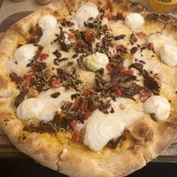 Pizza Bomba  at Rifugio Romano in Rome