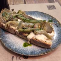 Bruschetta with cashew creme and artichokes at Rifugio Romano in Rome