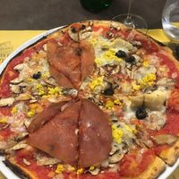 Vegan capricciosa at Rifugio Romano in Rome