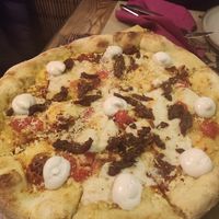 Pizza bomba (4 formaggi con nduja) at Rifugio Romano in Rome
