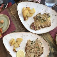 Saltimbocca and scallopina al limone at Rifugio Romano in Rome