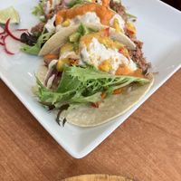 Peach habanero tacos at Cafe Wylde in Everett