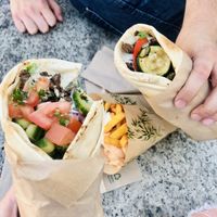 Schwarma mit Tomate Gurke und Schwarma mit Grillgemüse  at Vegbereitung - Food Trailer in Bamberg