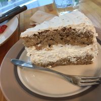 earlgrey cake at DalYang - Sweet Kitten 달냥 in Seoul