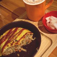 Omurice.. how it looks from inside  at DalYang - Sweet Kitten 달냥 in Seoul