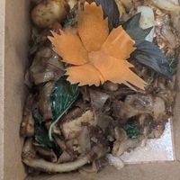 Drunken noodles with tofu at Yellow Curry in Seaside