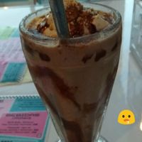 Malteada de chocolate at Comet 984 in Playa Del Carmen