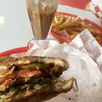 Burger at Comet 984 in Playa Del Carmen