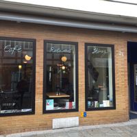 On sunny days there are also tables outside  at Shiraz Bistro in Gottingen
