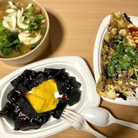 👍🏼👍🏼 at Vege Pot 素砂煲 in Central Singapore