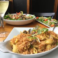 Vegan Mac & Salad at Oak House in Newmarket