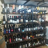 Wine at Vitto Pitagorico in Naples