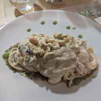 Food is nicely presented at least at Vitto Pitagorico in Naples