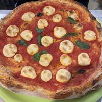 Pizza margherita   at Vitto Pitagorico in Naples