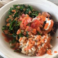 Make your own bowl at Della Bowls in Miami