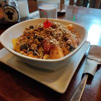 Granola and fruit at Los Amigos in Flores