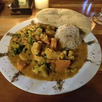 Excellent curry at Los Amigos in Flores