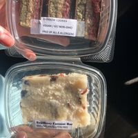 Vegan grab and go   at Juice 'N Blendz in Babylon