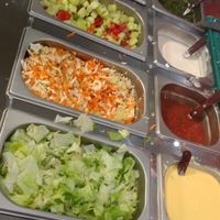 ingredientes y salsas  at Veggie Medio Oriente - Suipacha in Buenos Aires