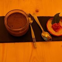 Vegan Mousse au chocolat 😊 (so delicious!!) at Estudio Vegetariano in Lagos