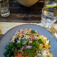 Tofu teriyaki bowl and vegan bolognese at Positive Deli - Rue de Satory in Versailles