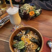 #28 mit veganen Würstchen & gefüllten Betelblättern, Banane-Erdnuss-Shake & fried rice dish  at Anh Dao in Berlin