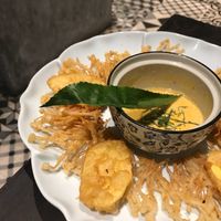 Fried enoki mushrooms at Uu Dam Chay in Hanoi