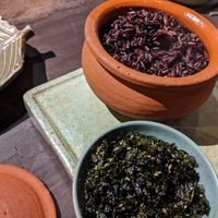 Rice with seaweed at Uu Dam Chay in Hanoi