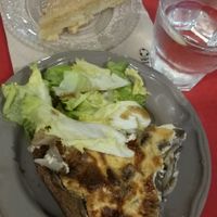 quiche et tarte au citron at Les Casse Croute de Suzy in Angers