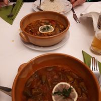 Okra in tomato sauce and fried aubergine and chickpeas in tomato sauce at Al Zaytouna in Vienna
