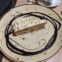 Banana bread cake at 269 Gastro Vegan in Salamanca