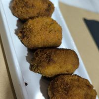 Croquetas de no pollo at 269 Gastro Vegan in Salamanca