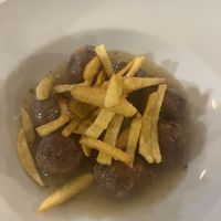 vuelta a la infancia con estas albóndigas #Veganuary at 269 Gastro Vegan in Salamanca