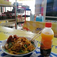 noodles with vegan bacon at Jay Nature in Songkhla