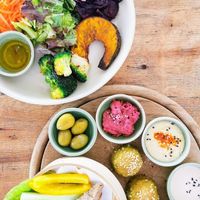 Nourish bowl and Mezze platter at Greenlight Cafe & Bar in Koh Samui