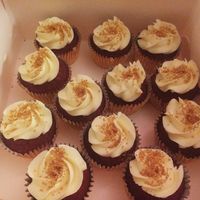 Ordered Vegan Red Velvet Cupcakes at Majesteit Taart in Amsterdam