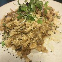 Pasta integral de espelta con salsa de setas y trufa y parmesano vegano at Green&Berry in Barcelona