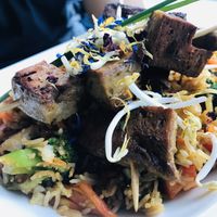 Seitan Spieße mit Reis und Gemüse at Die Röhre in Unterach Am Attersee