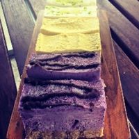 raw treats at Sol Natural Foods in Darra