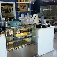 Counter at Piggy Back Cafe in Jindalee