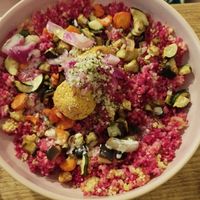 Vegan pink bowl at Carduccio in Florence