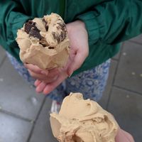 Snickers & Caramel + Cocos at Vegestacja in Warsaw
