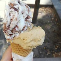 Salted caramel, bueno at Vegestacja in Warsaw