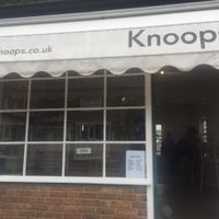 Front View of Shop at Knoops in Rye