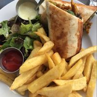 kebab vegetal   at Janine Loves Sunday in Paris
