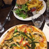 veggie burger / pizza  at Janine Loves Sunday in Paris