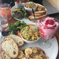 ❤️ at Janine Loves Sunday in Paris