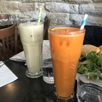 Sumos at Janine Loves Sunday in Paris