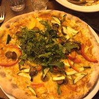 Pizza Orientale at Janine Loves Sunday in Paris